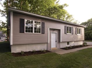 77 Columbia Ave, Fitchburg, MA 01420