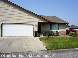 208 S 94th Ave, Yakima, WA