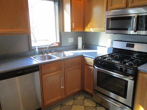 5th image of 1841 N Bay Dr