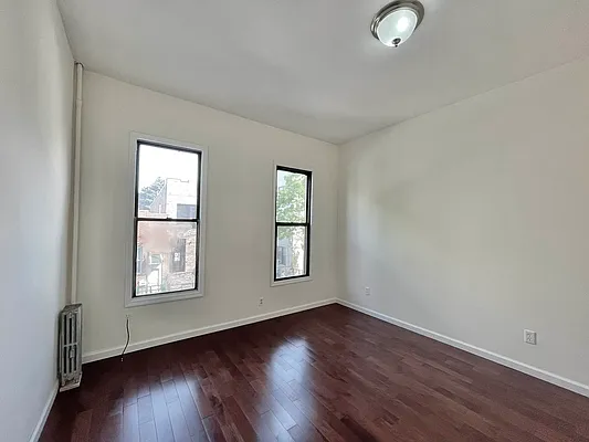 Rented by New Amsterdam Realty Group | media 1