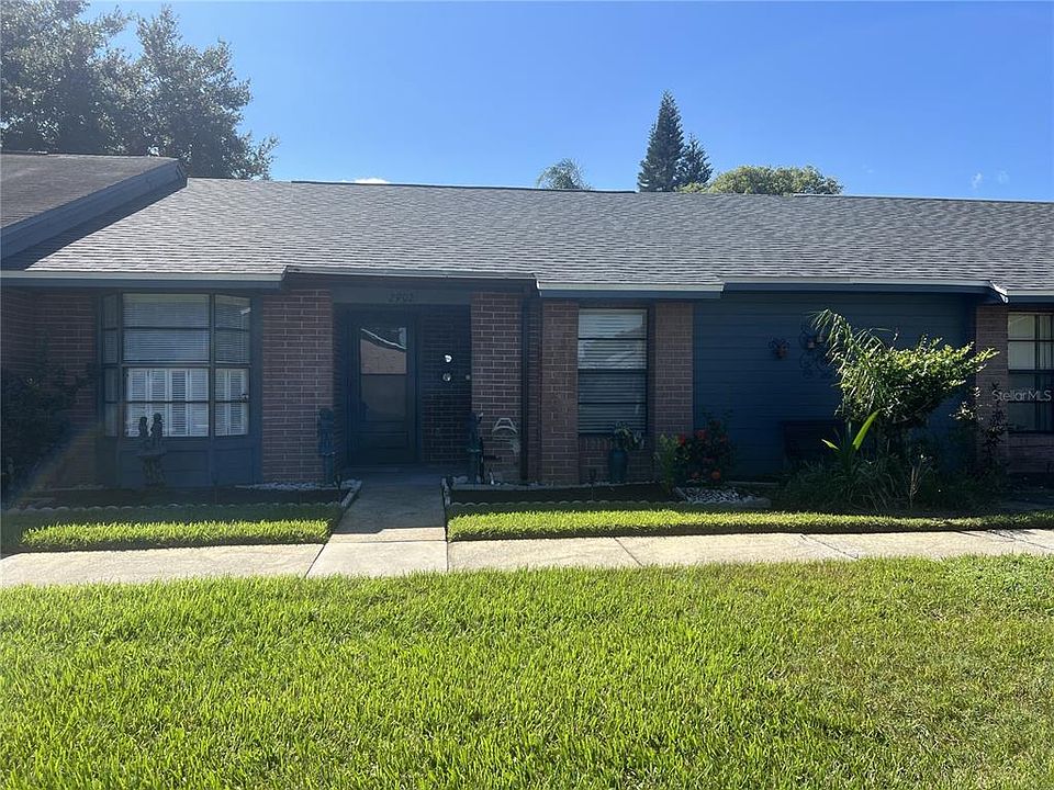 1st image of 2902 Squire Oak Ct