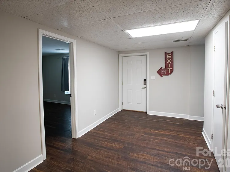 9100 Nash Ave — Photo 26