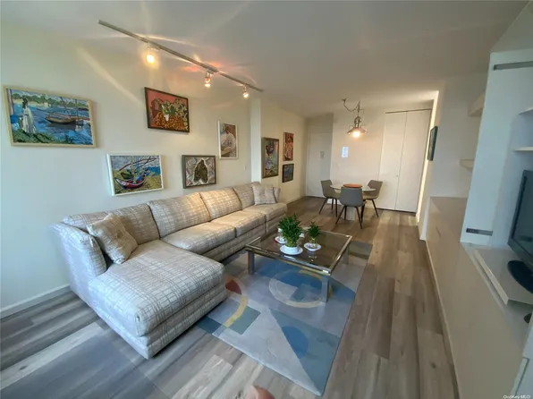 26910 Grand Central Parkway #9U, Floral Park, NY 11005