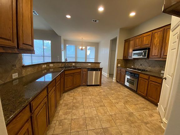 5th image of 9109 Warm Springs Cir