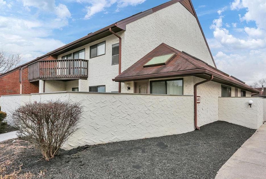 Outside view of unit. Unit is an end unit