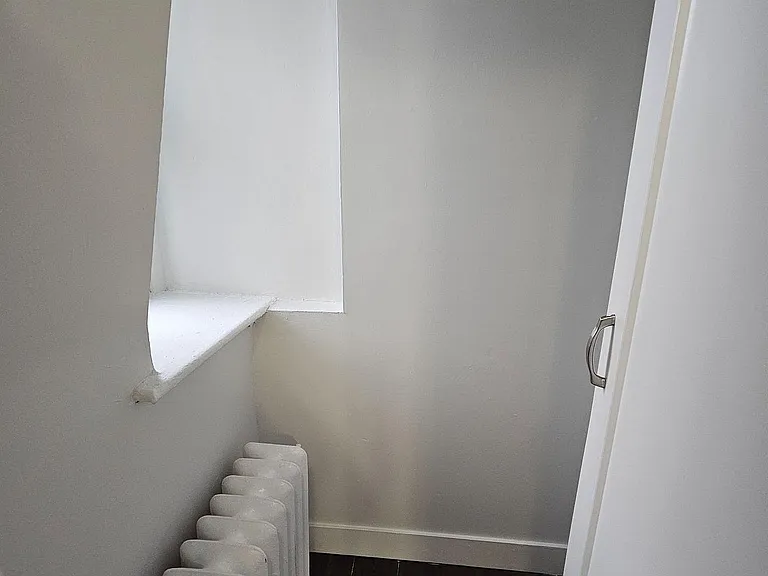 72 Wellesley St E #203 — Photo 22