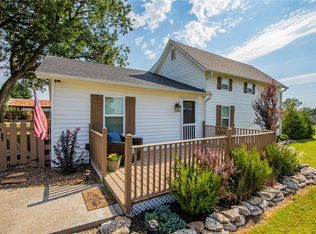 15047 W Spring Valley Rd, Gravette, AR 72736