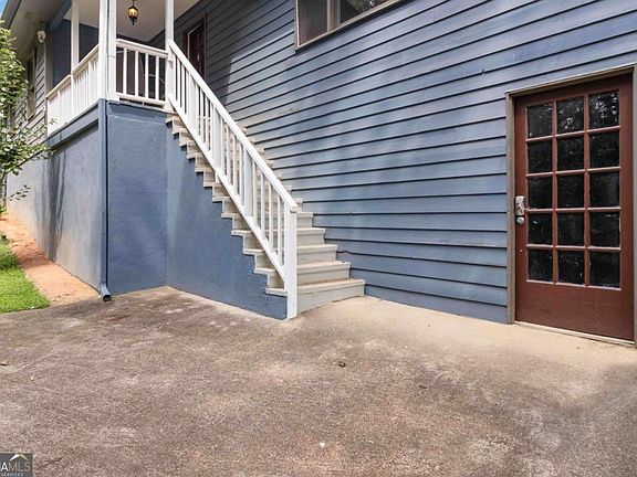 5th image of 3345 Sharon Cir