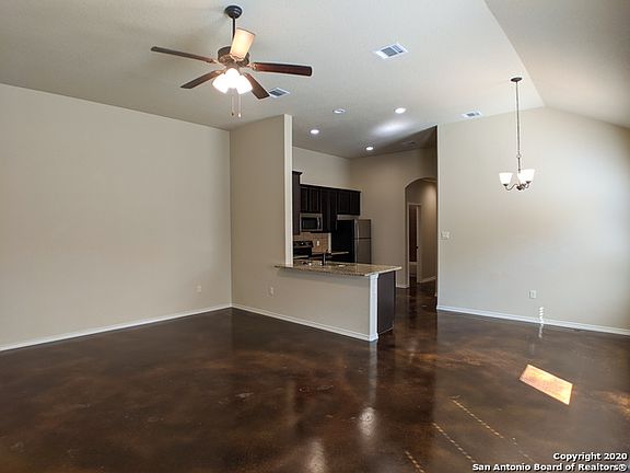 4th image of 10107 Westover Blf #102