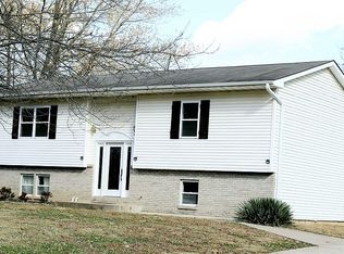 28320 Stevens Rd, Sedalia, MO 65301