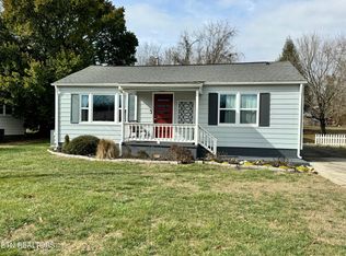 2443 Cecelia Ave, Maryville, TN 37804