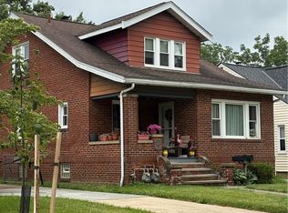 7507 Jameson Rd, Parma, OH 44129