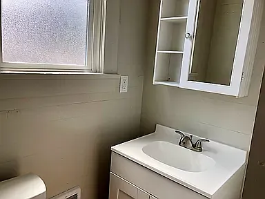 341 N K St — Photo 5