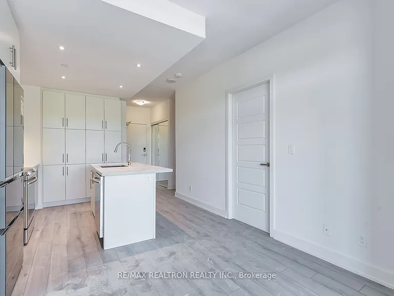 375 Sea Ray Ave #209 — Photo 10