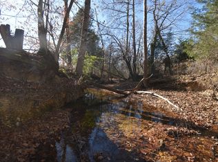 2067 Deer Creek Rd, Linden, TN 37096