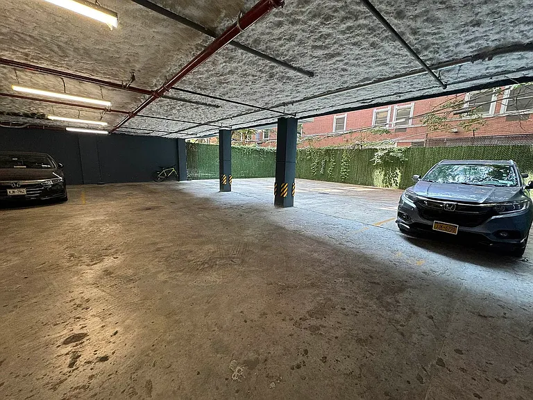 150 Lenox Rd #6C — Photo 16