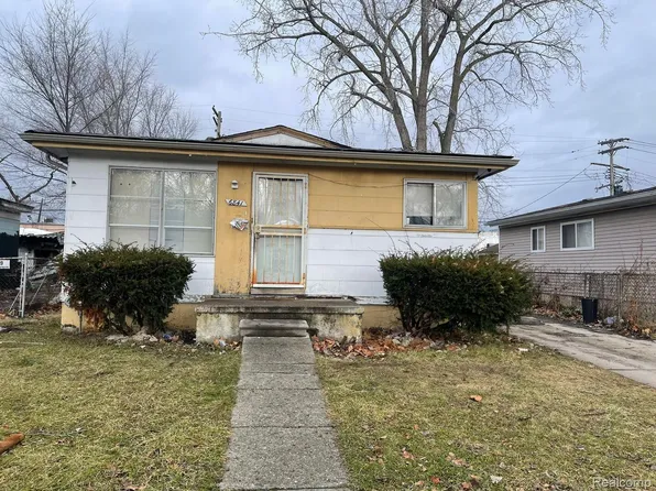 6841 Edgeton St, Hamtramck, MI 48212