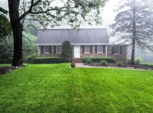 45 Skyview Rd, West Milford, NJ 07480