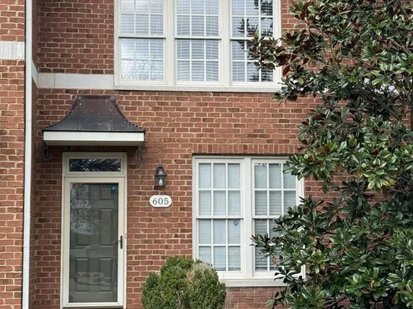605 Anderson Dr, Clarksville, TN 37040