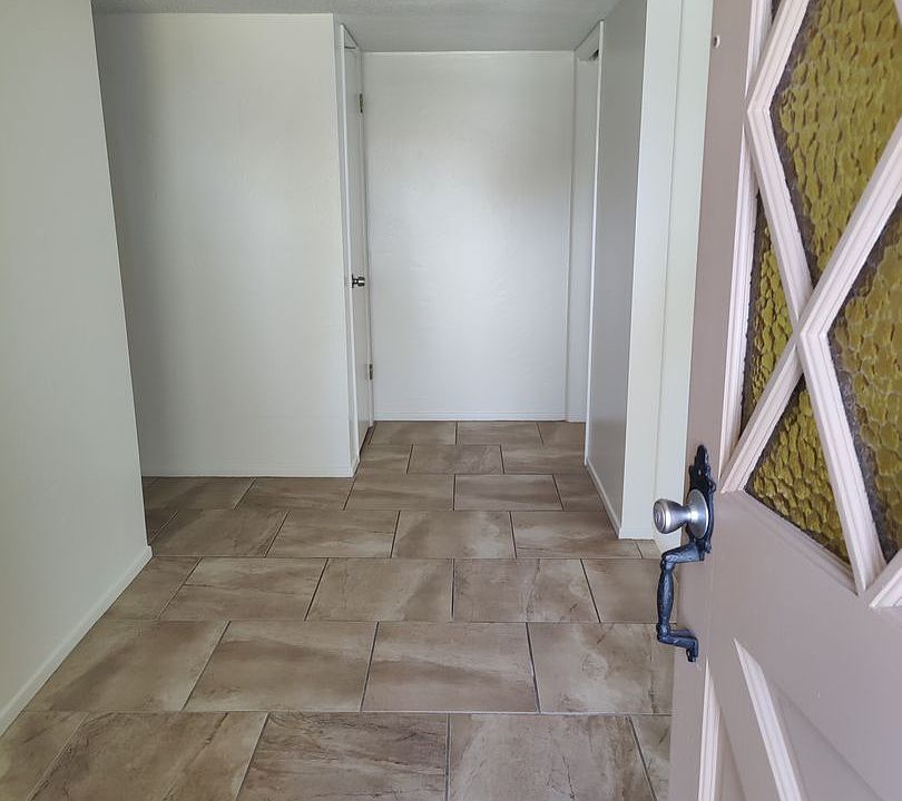 2nd image of 3700 Marjal Ave