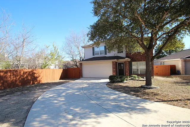 Building Photo - 10402 Cub Valley