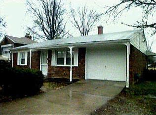 821 W Galbraith Rd, Cincinnati, OH 45231