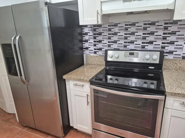 2700 RIVERSIDE Drive #106-B, Coral Springs, FL 33065