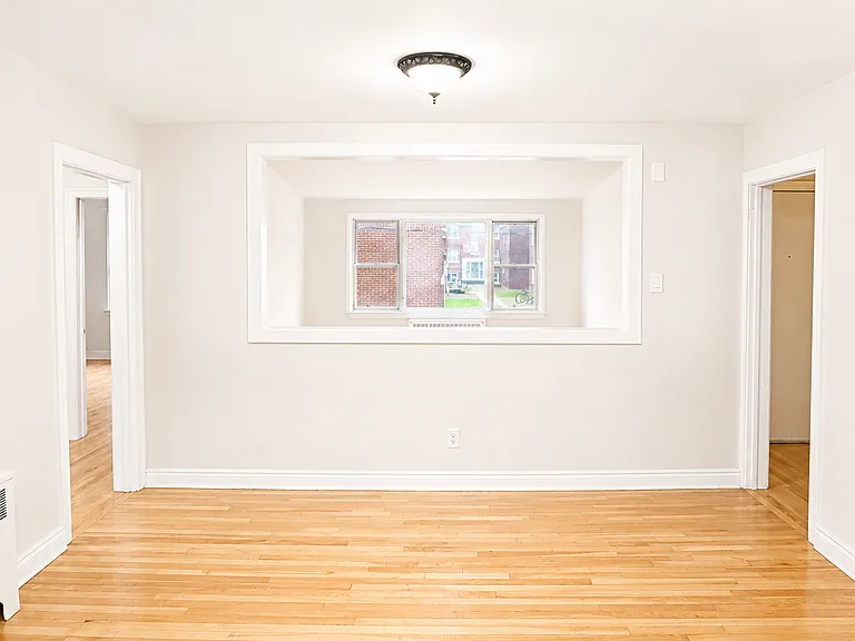 340 Tillbury Ave — Photo 6