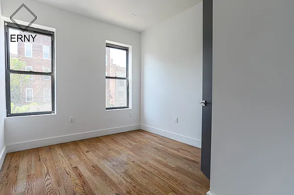 Rented by ERNY LLC | media 22