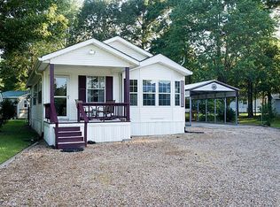 212 Escapees Dr, Livingston, TX 77351