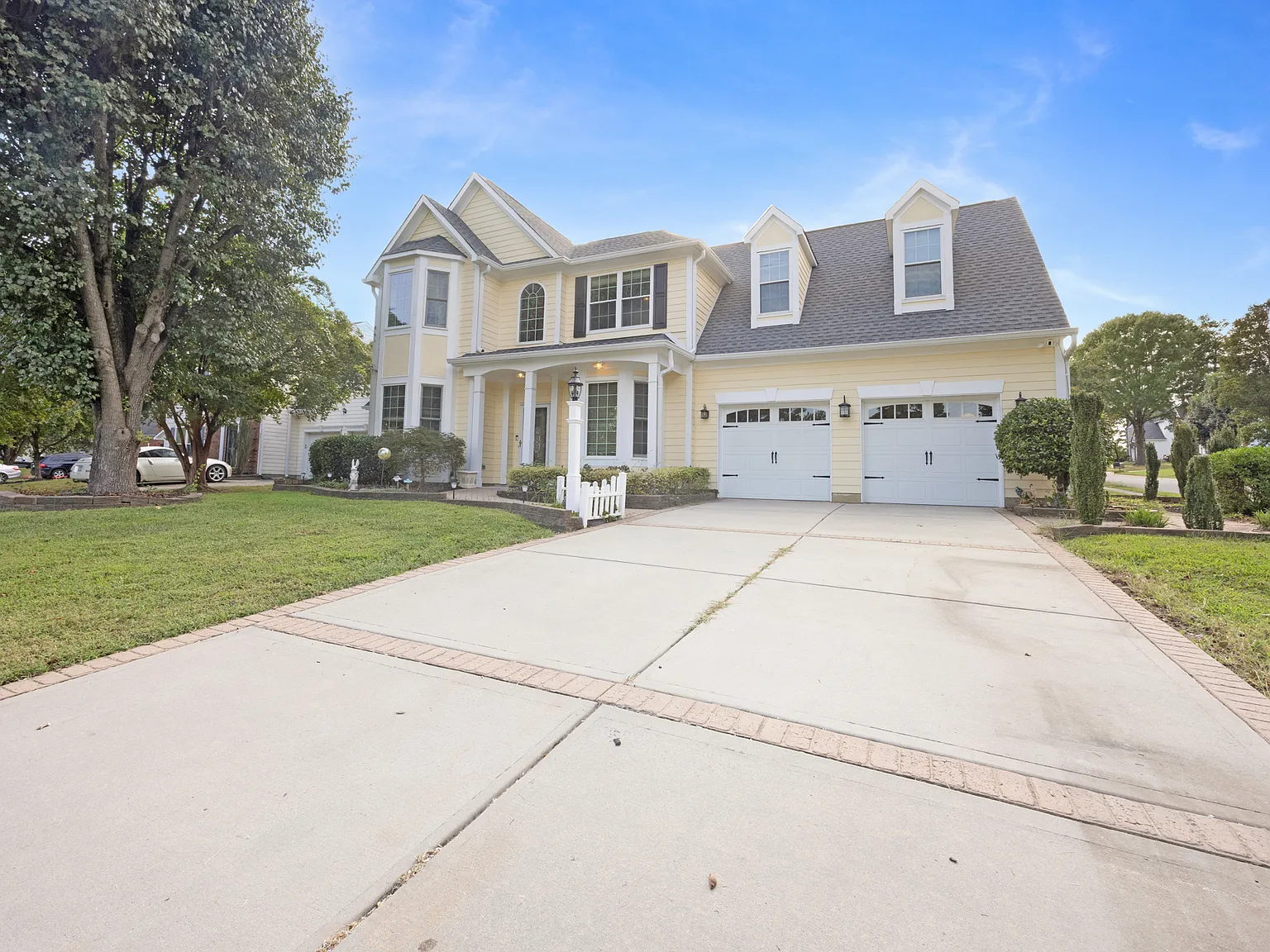 11623 Fox Hill Drive - 1 — Photo 3