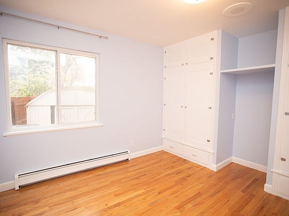 4th image of 1937 Thornburgh Dr