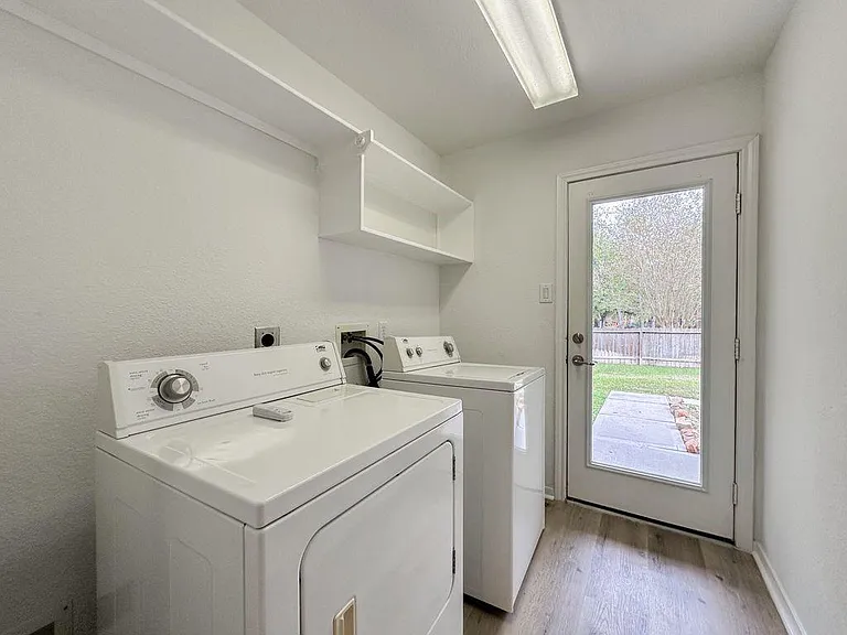 73 E Montfair Blvd — Photo 19