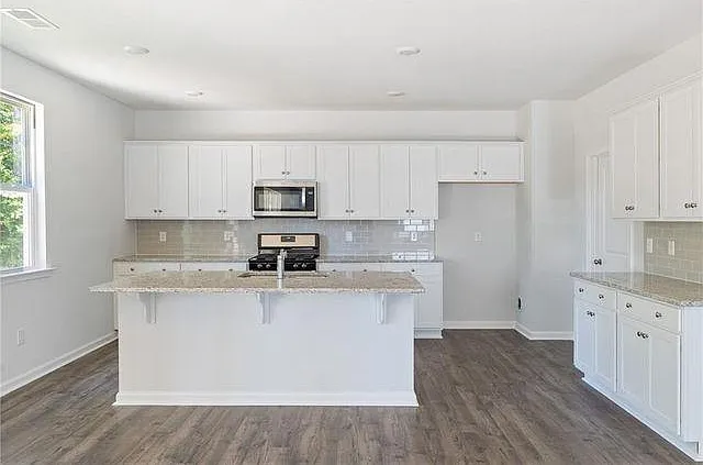 5712 Brailen Dr — Photo 3