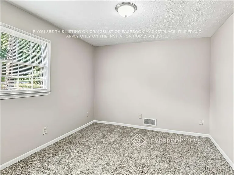 4412 Bryant Dr SW — Photo 15