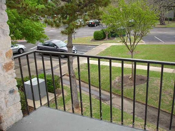 4th image of 10616 Mellow Mdws APT 20B