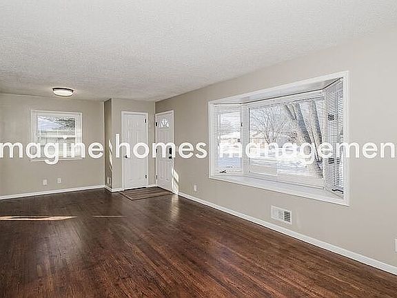 3rd image of 7109 Hartkopf Ln N