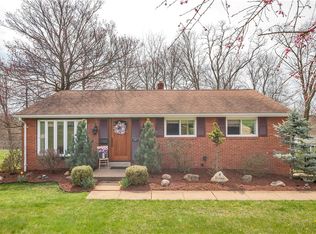 597 Galway Dr, Bethel Park, PA