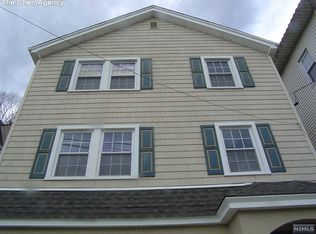 600 Undercliff Ave, Edgewater, NJ 07020