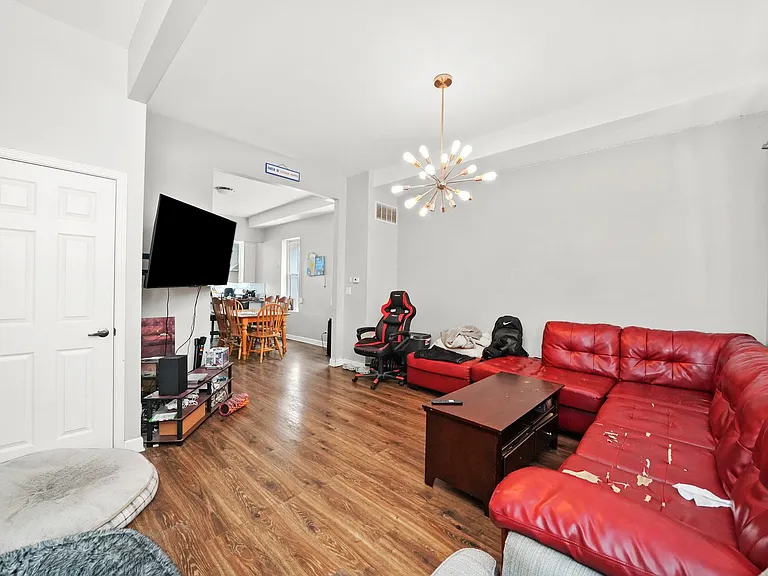 1307 S Ashland Ave — Photo 7