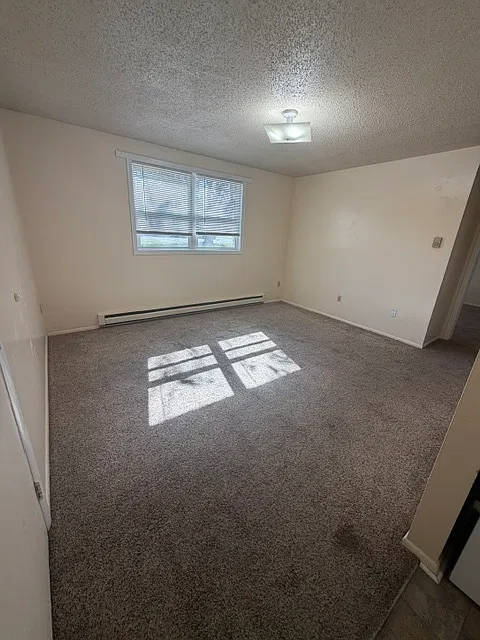 2 bed, 800 sqft, $875 — Photo 3