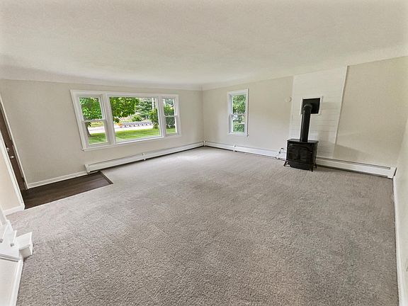 4th image of 4144 White Bear Ave N