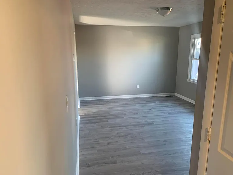 412 Duntree Rd — Photo 5
