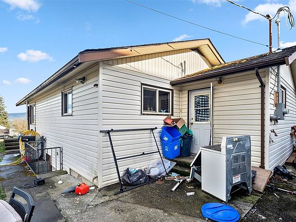 4th image of 6128 Marsh Rd
