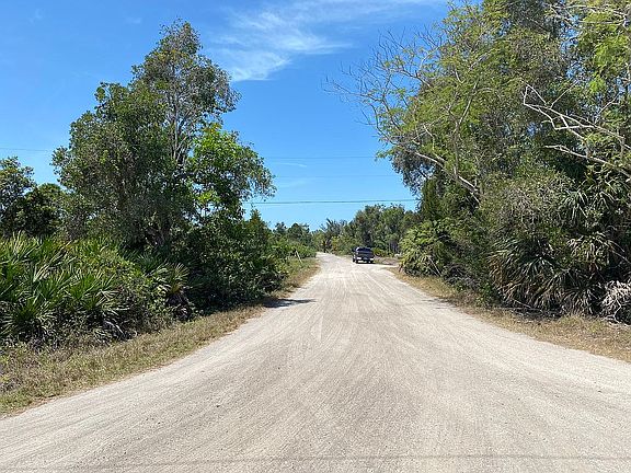 5th image of 13881 Lockhart Ln