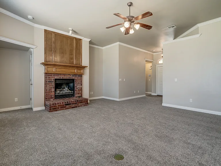 16024 Okalee Ln — Photo 35