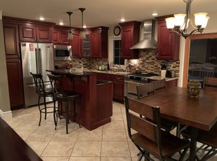 11 Sylvan Rd, Fairfield, NJ 07004