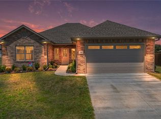 310 Copsey Dr, Van Buren, AR 72956