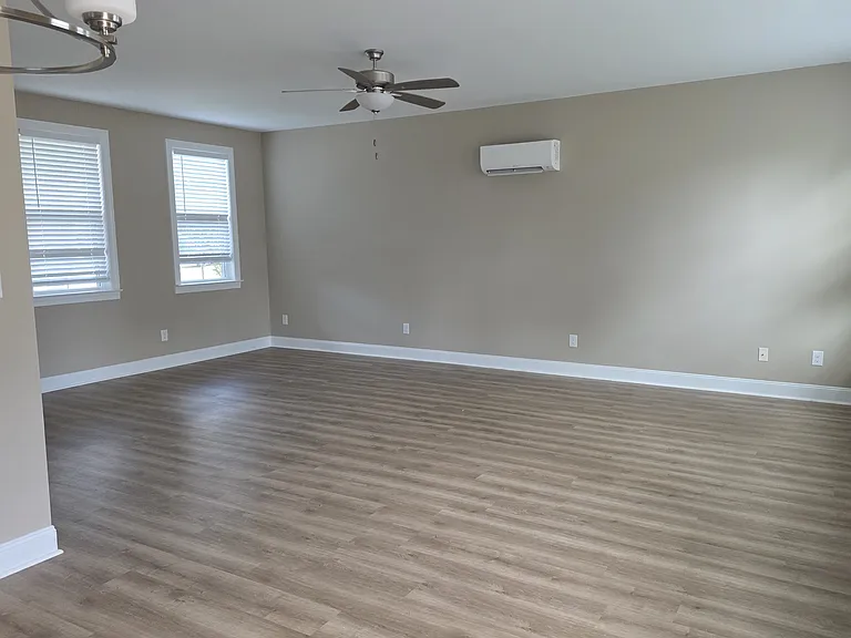 201 Tucker House Ln — Photo 15