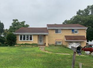 102 Viennese Dr, Pittsburgh, PA 15209